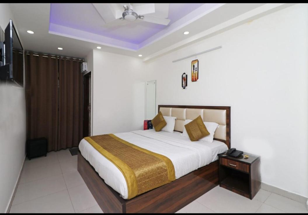 Hotel O Sweet Palace New Delhi Exterior foto