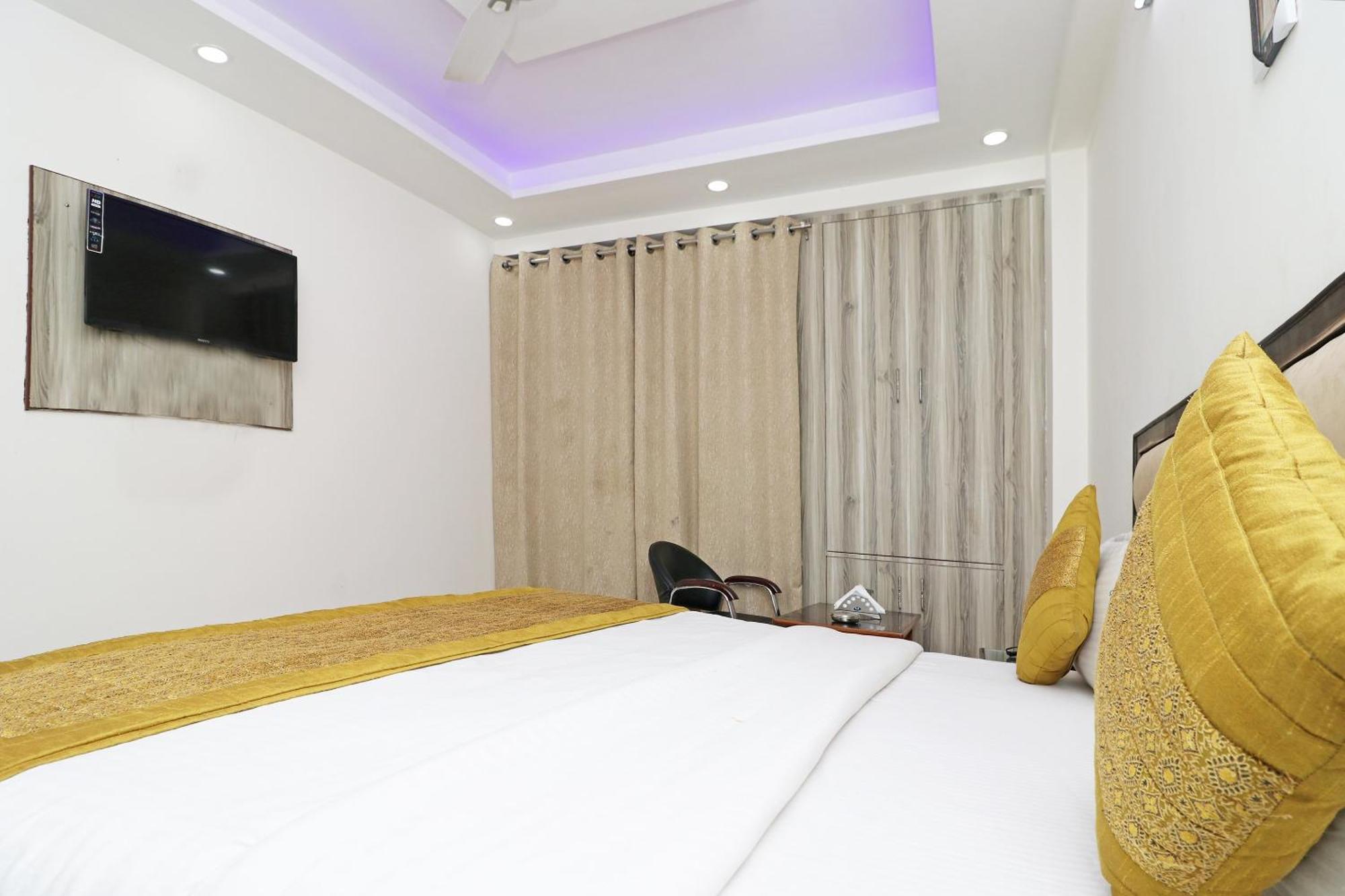 Hotel O Sweet Palace New Delhi Exterior foto