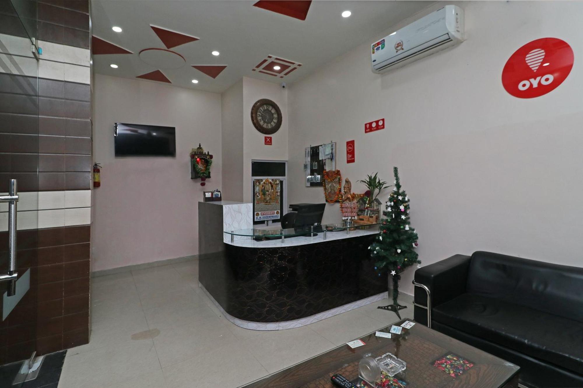 Hotel O Sweet Palace New Delhi Exterior foto